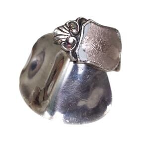 Sterling Silver Curved Saddle Ring